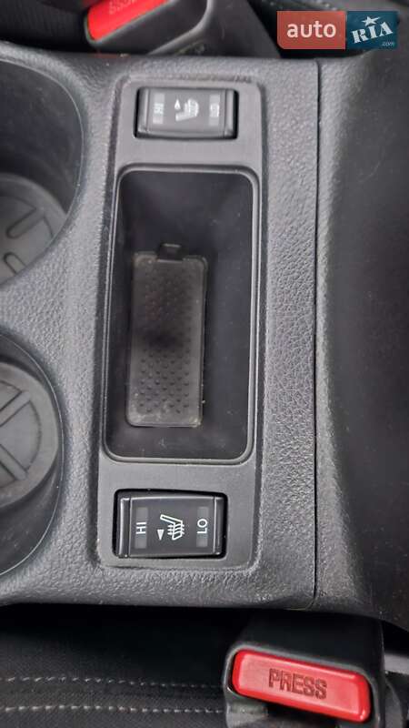 Внедорожник / Кроссовер Nissan Rogue 2019 в Василькове