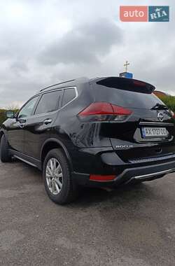 Внедорожник / Кроссовер Nissan Rogue 2019 в Змиеве