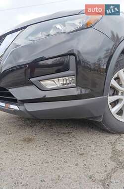 Внедорожник / Кроссовер Nissan Rogue 2019 в Змиеве