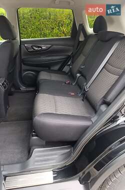 Внедорожник / Кроссовер Nissan Rogue 2019 в Змиеве