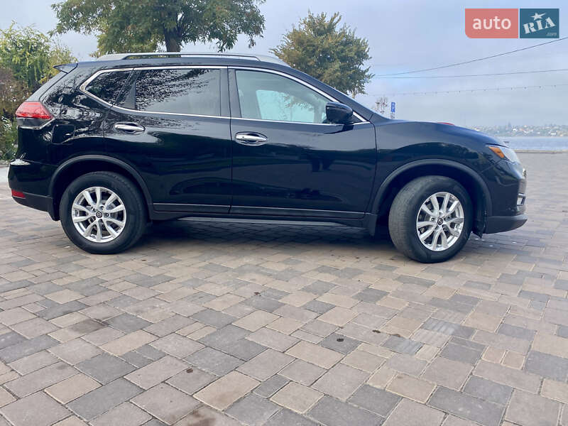 Внедорожник / Кроссовер Nissan Rogue 2017 в Николаеве фото 5 Внедорожник / Кроссовер Nissan Rogue 2017 в Николаеве