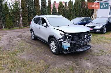 Внедорожник / Кроссовер Nissan Rogue 2017 в Луцке