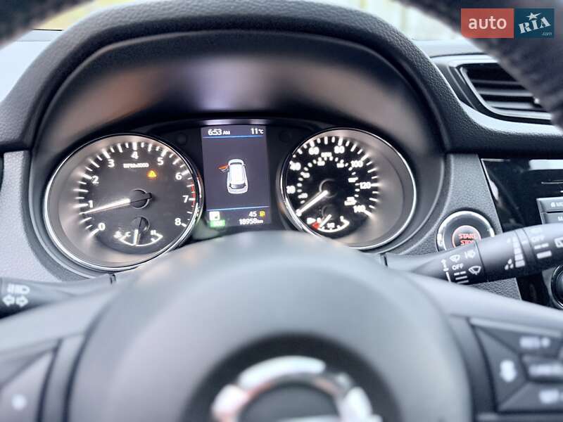 Внедорожник / Кроссовер Nissan Rogue 2018 в Киеве