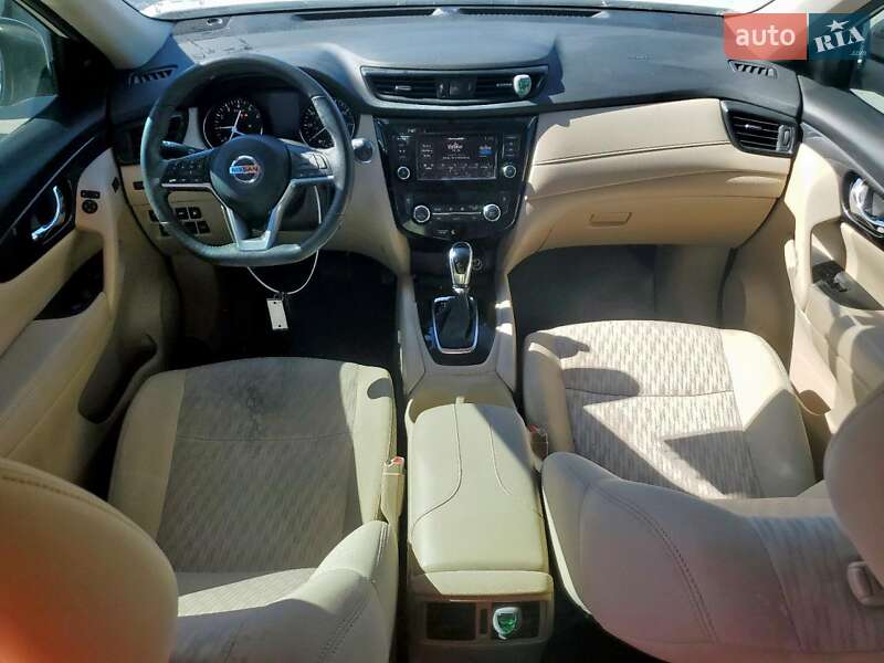 Внедорожник / Кроссовер Nissan Rogue 2018 в Киеве