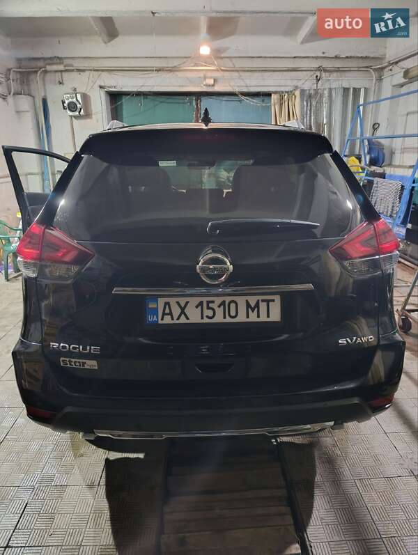 Внедорожник / Кроссовер Nissan Rogue 2019 в Харькове