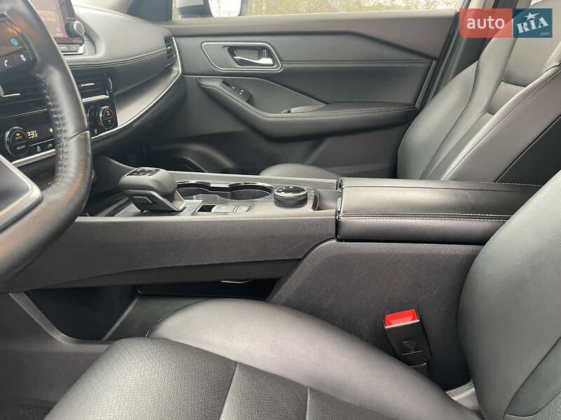 Позашляховик / Кросовер Nissan Rogue 2021 в Вінниці