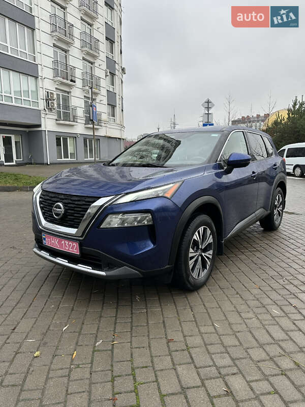 Внедорожник / Кроссовер Nissan Rogue 2021 в Ивано-Франковске