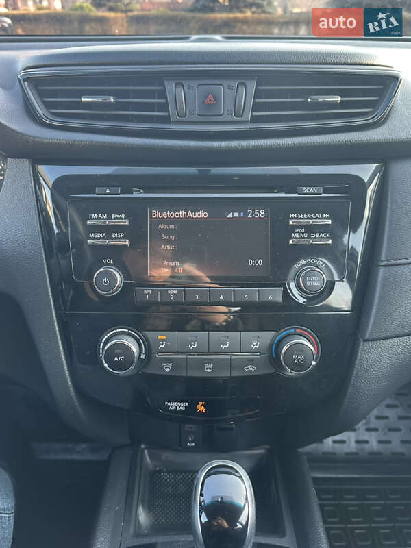 Внедорожник / Кроссовер Nissan Rogue 2016 в Днепре фото 32 Внедорожник / Кроссовер Nissan Rogue 2016 в Днепре