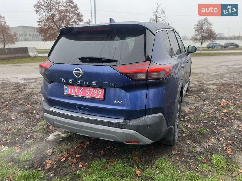 Внедорожник / Кроссовер Nissan Rogue 2021 в Киеве