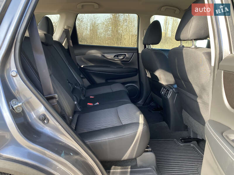 Внедорожник / Кроссовер Nissan Rogue 2020 в Кременчуге