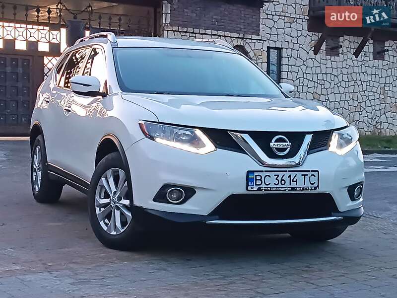 Внедорожник / Кроссовер Nissan Rogue 2016 в Львове