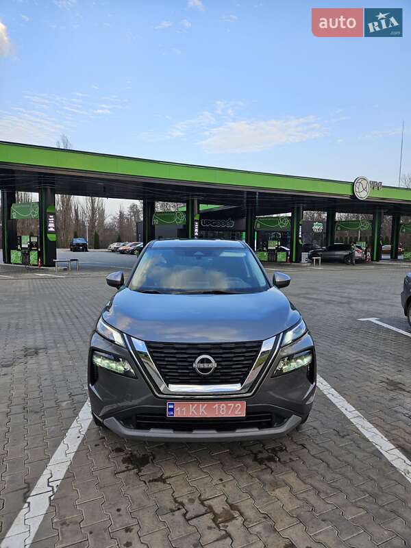 Внедорожник / Кроссовер Nissan Rogue 2023 в Кременчуге