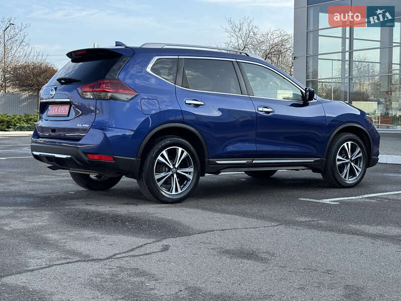 Внедорожник / Кроссовер Nissan Rogue 2018 в Полтаве