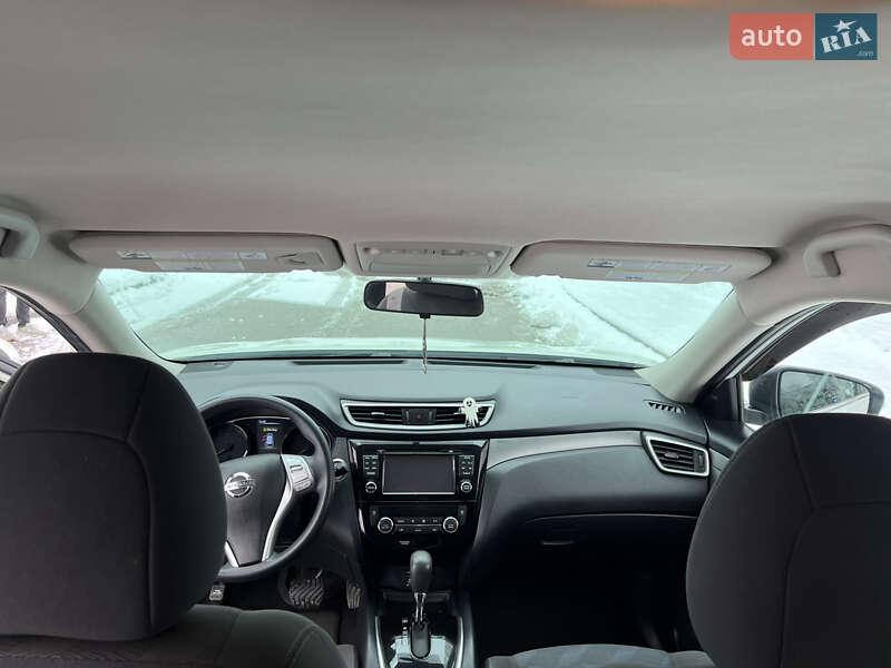 Внедорожник / Кроссовер Nissan Rogue 2016 в Новояворовске фото 11 Внедорожник / Кроссовер Nissan Rogue 2016 в Новояворовске