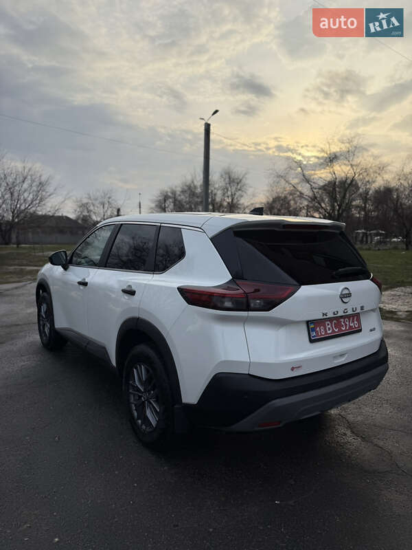 Внедорожник / Кроссовер Nissan Rogue 2022 в Харькове
