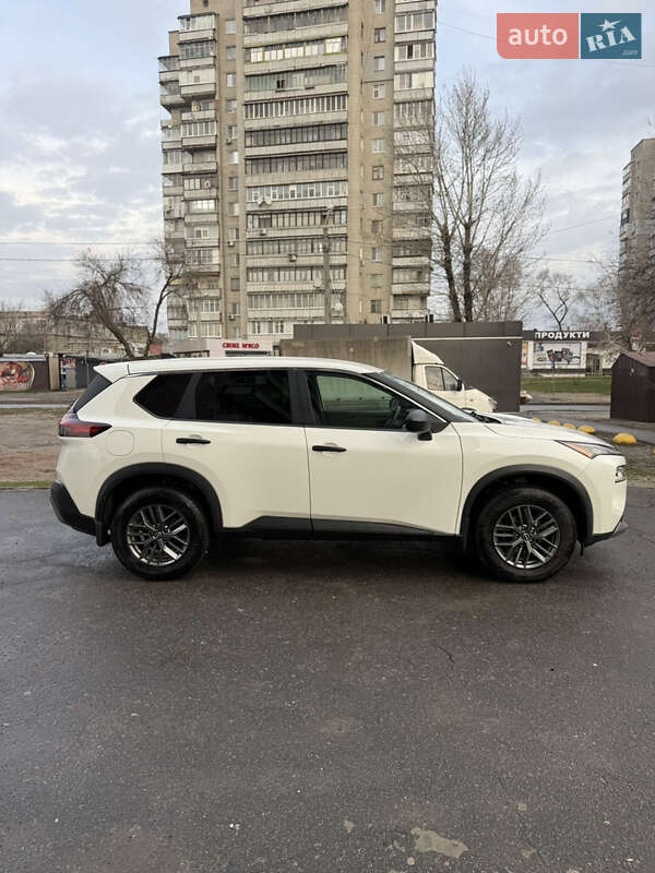 Внедорожник / Кроссовер Nissan Rogue 2022 в Харькове