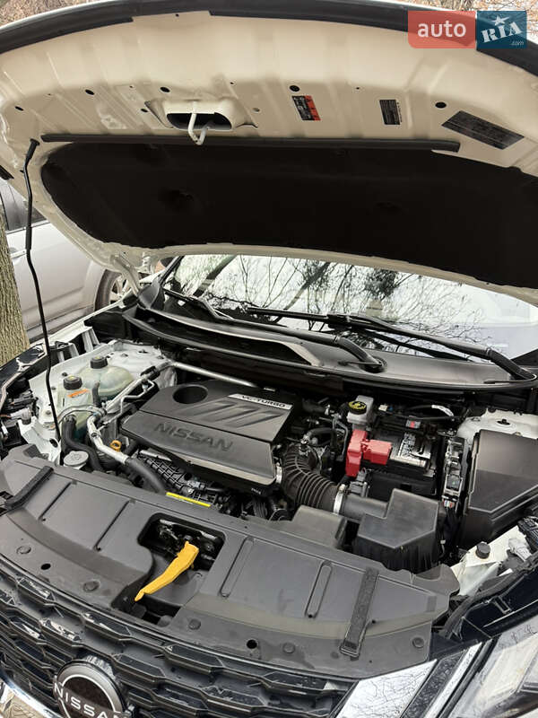 Внедорожник / Кроссовер Nissan Rogue 2022 в Харькове