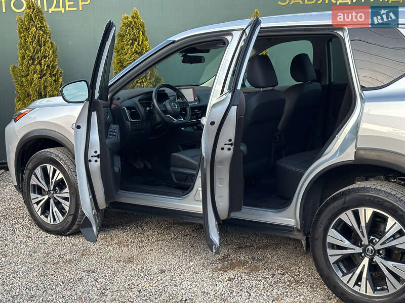 Позашляховик / Кросовер Nissan Rogue 2021 в Одесі