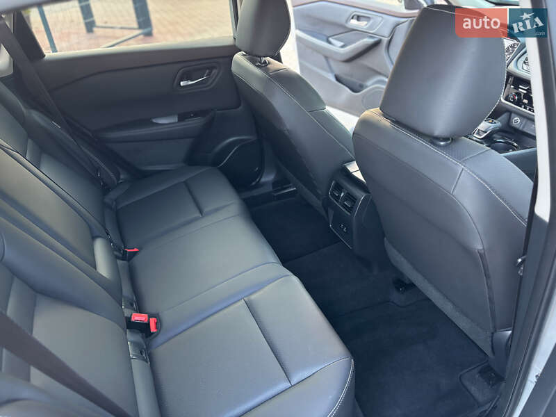 Позашляховик / Кросовер Nissan Rogue 2021 в Одесі