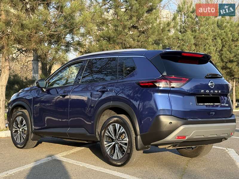 Внедорожник / Кроссовер Nissan Rogue 2021 в Одессе