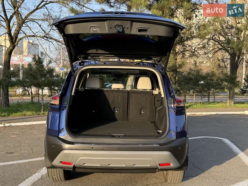 Внедорожник / Кроссовер Nissan Rogue 2021 в Одессе