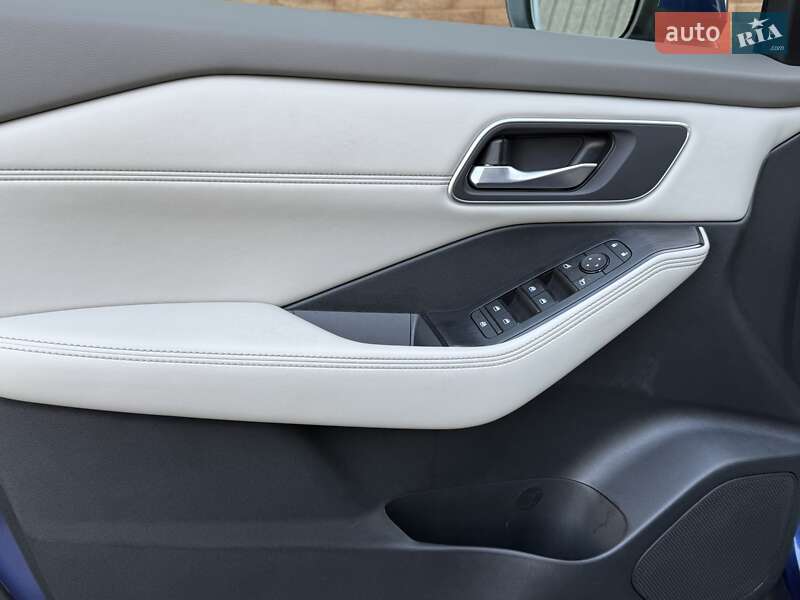 Внедорожник / Кроссовер Nissan Rogue 2021 в Одессе