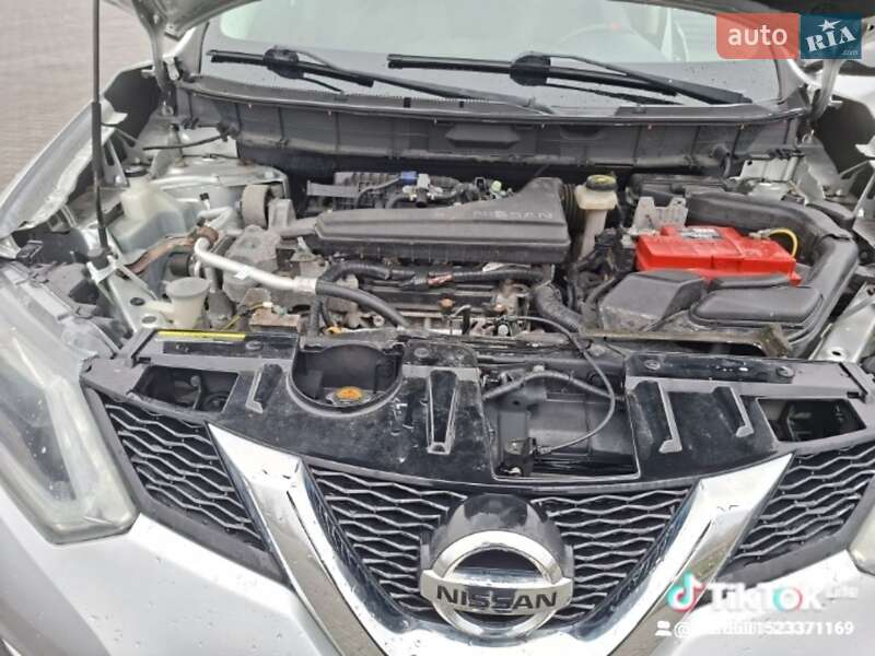 Внедорожник / Кроссовер Nissan Rogue 2015 в Врадиевке