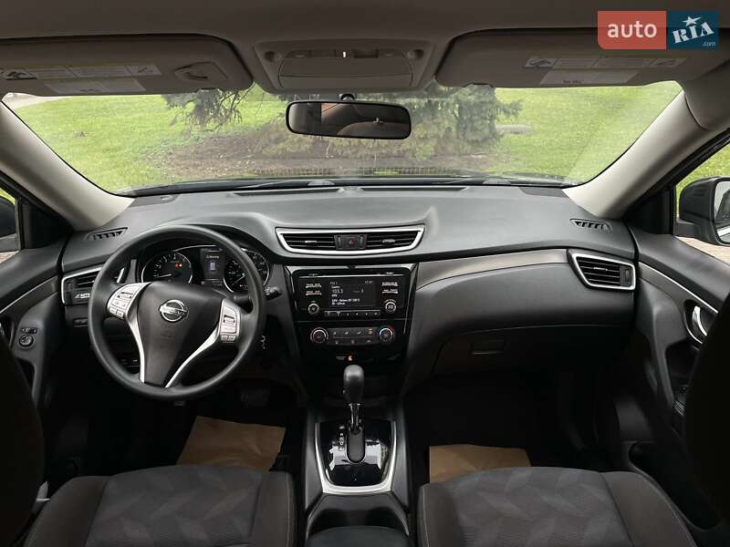 Внедорожник / Кроссовер Nissan Rogue 2015 в Днепре