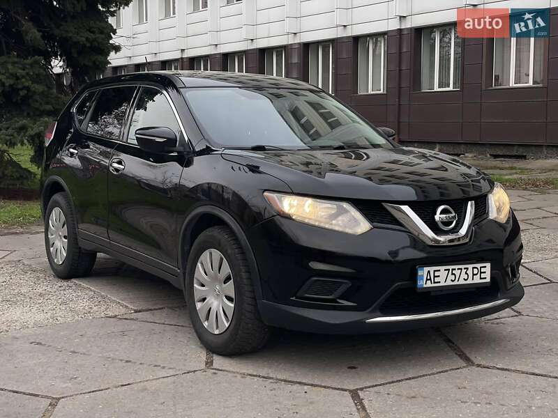 Внедорожник / Кроссовер Nissan Rogue 2015 в Днепре
