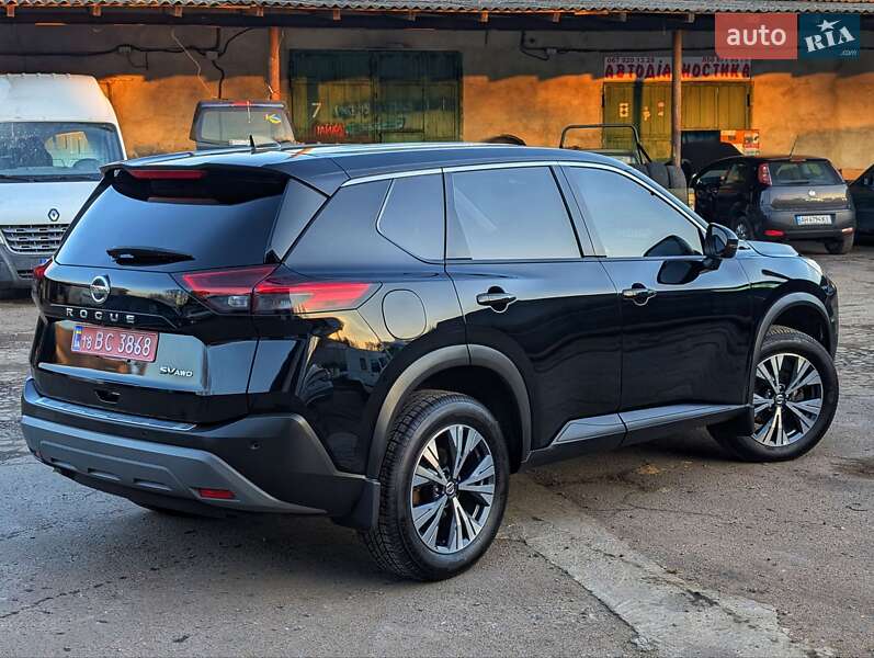 Nissan Rogue 2021