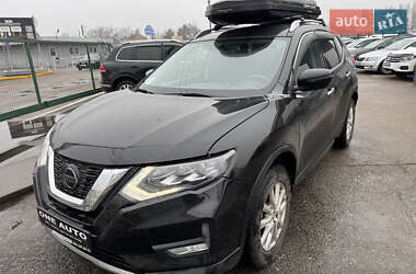 Внедорожник / Кроссовер Nissan Rogue 2018 в Киеве