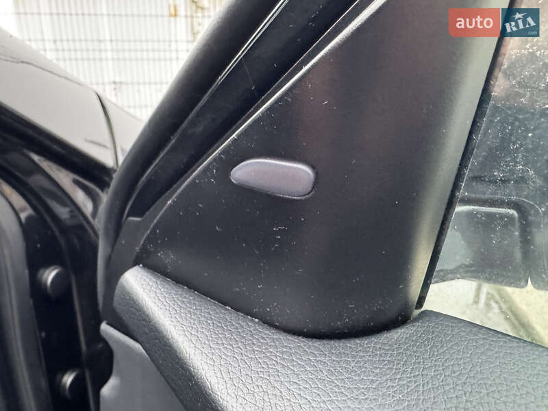 Внедорожник / Кроссовер Nissan Rogue 2018 в Киеве