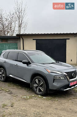 Внедорожник / Кроссовер Nissan Rogue 2020 в Славуте