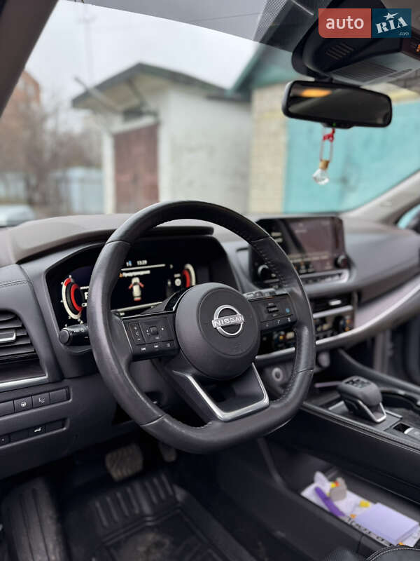 Позашляховик / Кросовер Nissan Rogue 2020 в Славуті