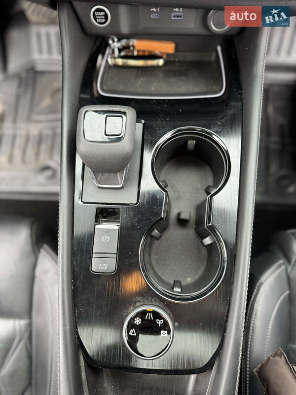 Позашляховик / Кросовер Nissan Rogue 2020 в Славуті