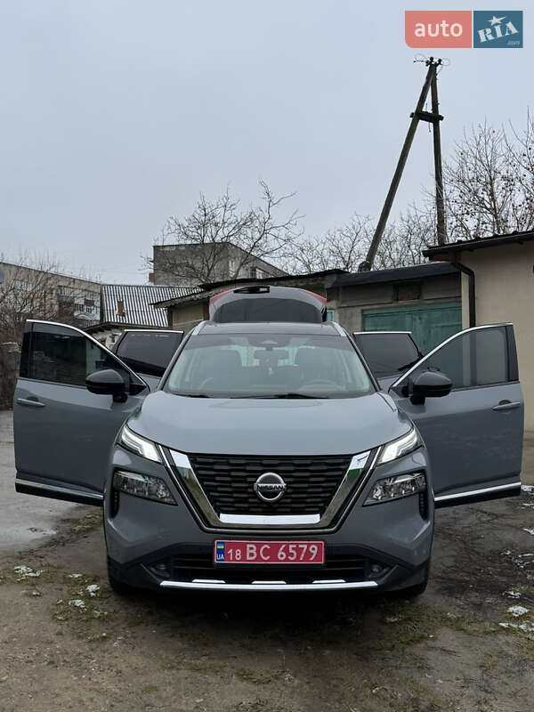 Позашляховик / Кросовер Nissan Rogue 2020 в Славуті