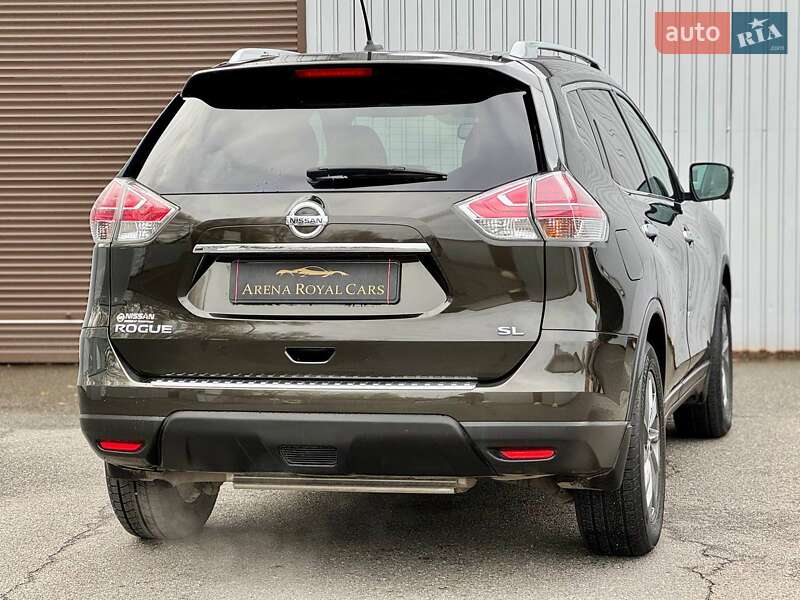 Внедорожник / Кроссовер Nissan Rogue 2015 в Киеве