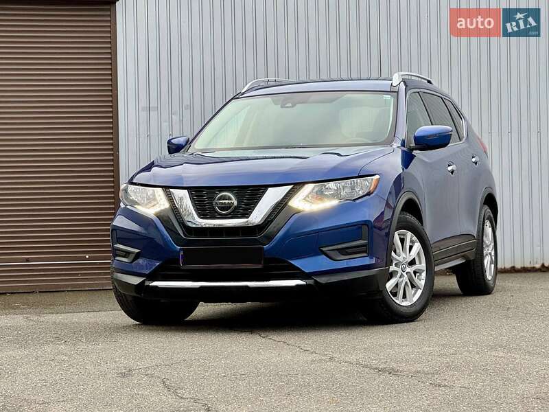 Внедорожник / Кроссовер Nissan Rogue 2019 в Киеве