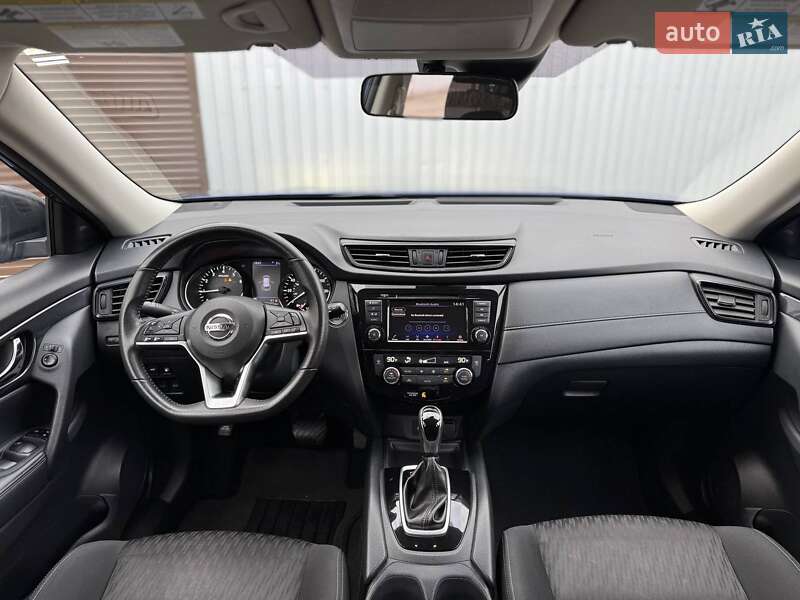 Внедорожник / Кроссовер Nissan Rogue 2019 в Киеве