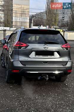 Внедорожник / Кроссовер Nissan Rogue 2017 в Харькове