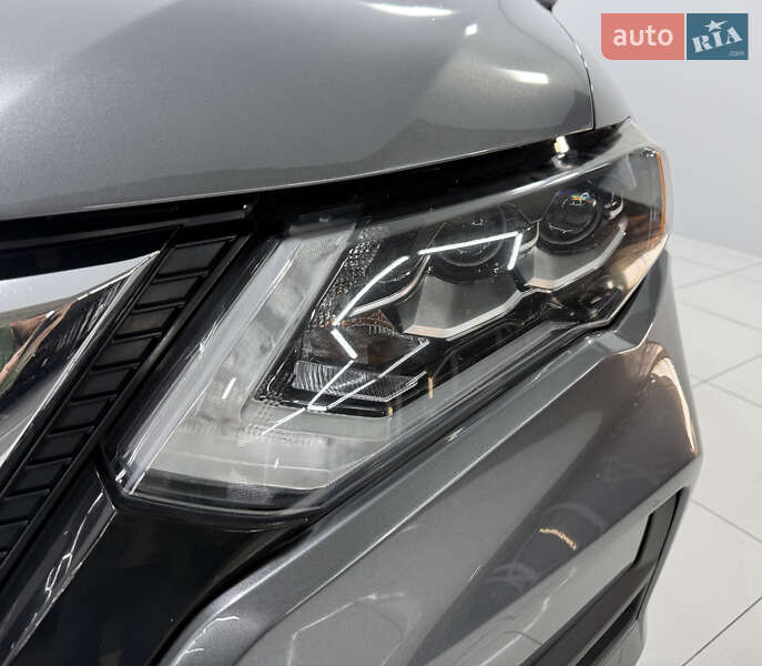 Внедорожник / Кроссовер Nissan Rogue 2018 в Одессе