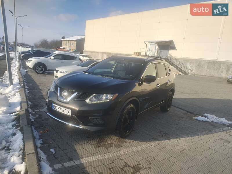 Внедорожник / Кроссовер Nissan Rogue 2016 в Львове