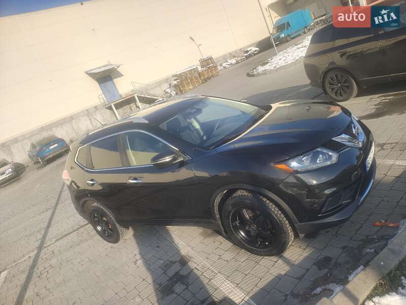 Внедорожник / Кроссовер Nissan Rogue 2016 в Львове
