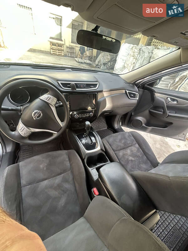 Внедорожник / Кроссовер Nissan Rogue 2014 в Днепре