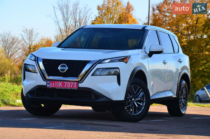 Внедорожник / Кроссовер Nissan Rogue 2021 в Дрогобыче