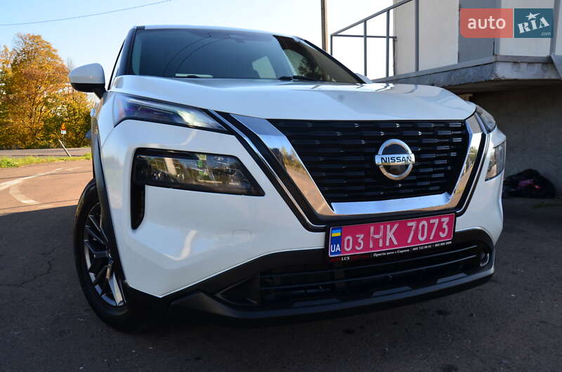 Внедорожник / Кроссовер Nissan Rogue 2021 в Дрогобыче