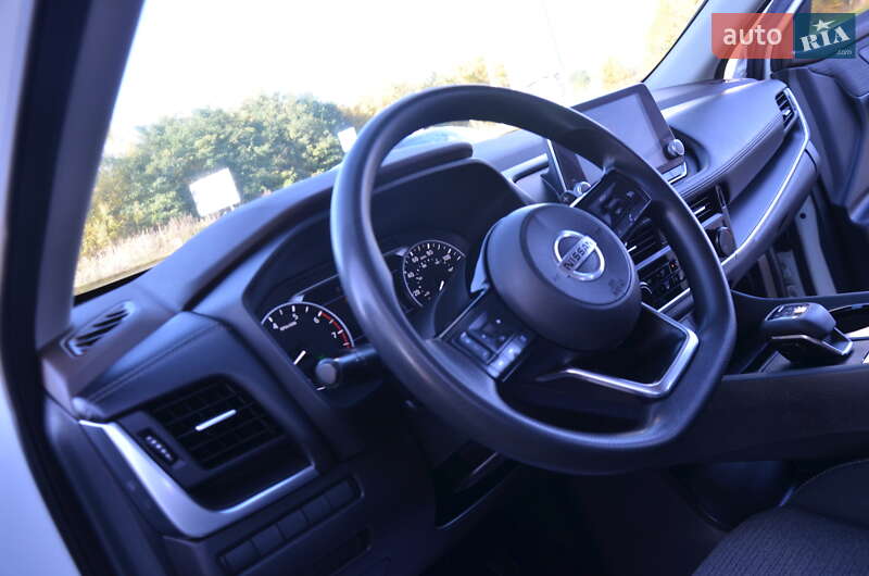 Внедорожник / Кроссовер Nissan Rogue 2021 в Дрогобыче