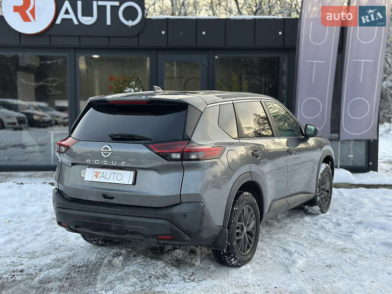 Позашляховик / Кросовер Nissan Rogue 2021 в Львові