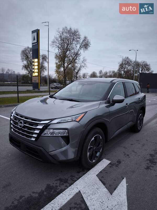 Внедорожник / Кроссовер Nissan Rogue 2025 в Киеве