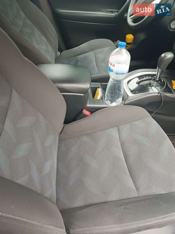 Позашляховик / Кросовер Nissan Rogue 2016 в Лубнах